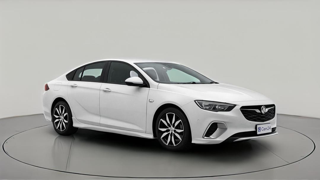 2018 Holden Commodore Rs, Automatic, 107002 km, Right Front Diagonal (45- Degree) View