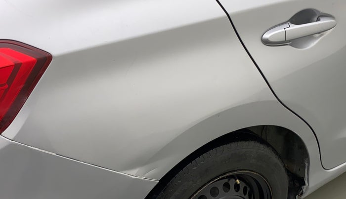 2019 Honda Amaze 1.2L I-VTEC S, CNG, Manual, 87,939 km, Right quarter panel - Minor scratches