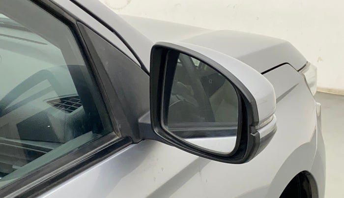 2019 Honda Amaze 1.2L I-VTEC S, CNG, Manual, 88,084 km, Right rear-view mirror - Mirror motor not working