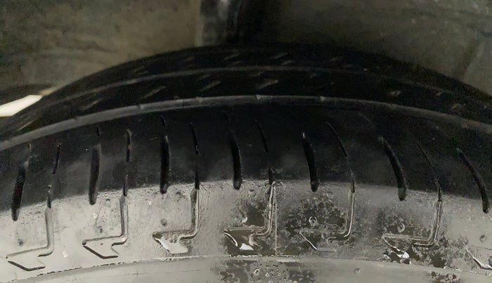2019 Honda Amaze 1.2L I-VTEC S, CNG, Manual, 87,939 km, Right Rear Tyre Tread