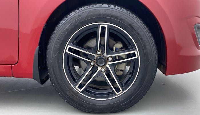 2016 Hyundai Verna FLUIDIC 1.6 VTVT S, Petrol, Manual, 24,309 km, Right Front Wheel