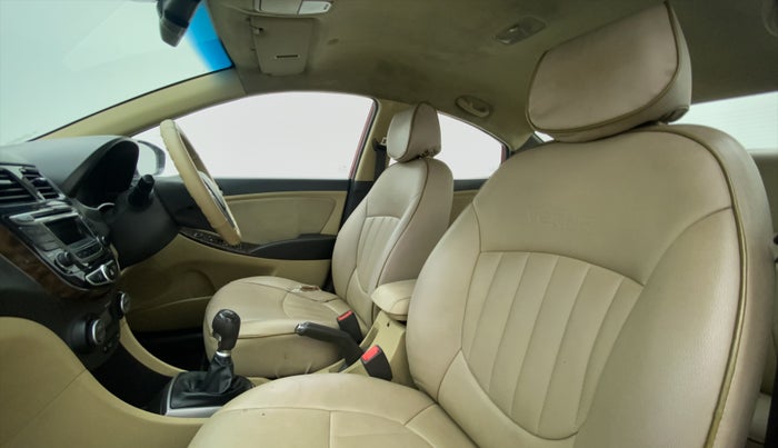 2016 Hyundai Verna FLUIDIC 1.6 VTVT S, Petrol, Manual, 24,309 km, Right Side Front Door Cabin