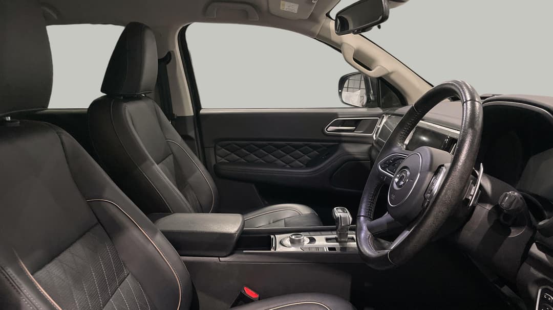 2023 GWM Ute Cannon Vanta (4x4), Automatic, 27701 km, Right Side Front Door Cabin View