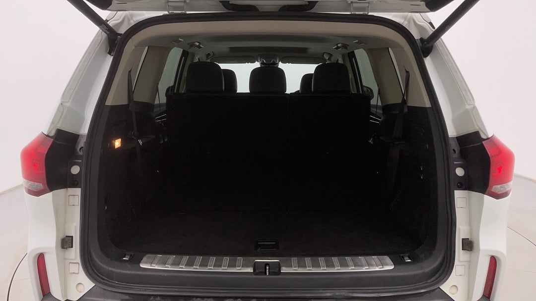 2022 LDV D90 Executive (4wd) D20, Automatic, 58735 km, Boot Inside View