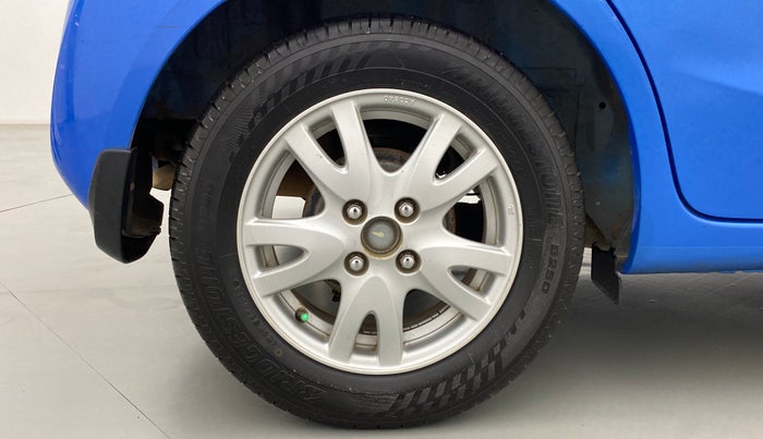 2014 Honda Brio 1.2 VX MT I VTEC, Petrol, Manual, 60,410 km, Right Rear Wheel