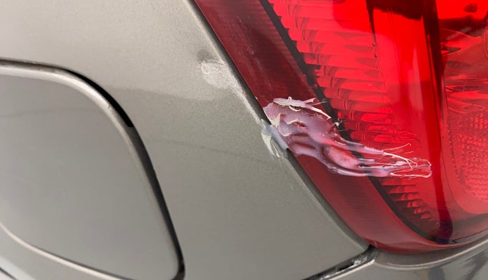 2014 Datsun Go T, Petrol, Manual, 69,870 km, Left tail light - Minor damage
