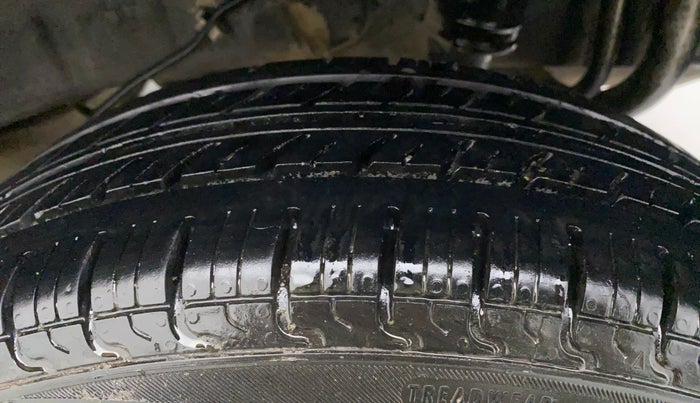 2014 Datsun Go T, Petrol, Manual, 69,870 km, Left Rear Tyre Tread