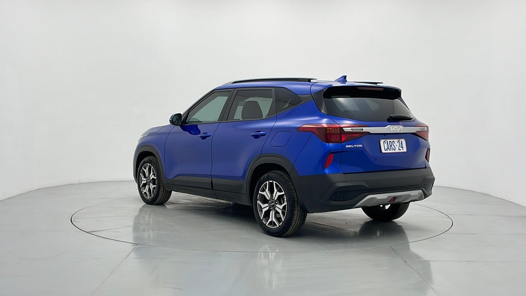 Left Back Diagonal (45- Degree) View