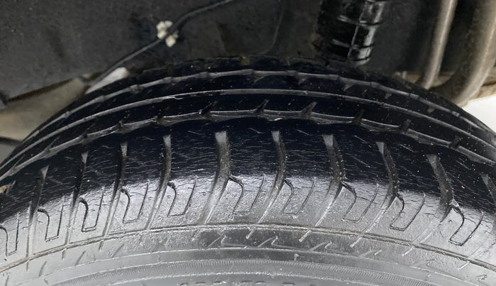 2018 Datsun Go Plus T, Petrol, Manual, 27,977 km, Left Rear Tyre Tread