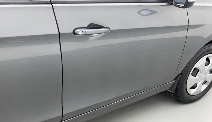 2022 Tata Tiago XT PETROL, Petrol, Manual, 17,981 km, Driver-side door - Minor scratches