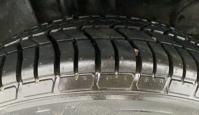2019 Tata Tiago XZ 1.2 REVOTRON, Petrol, Manual, 31,539 km, Right Rear Tyre Tread
