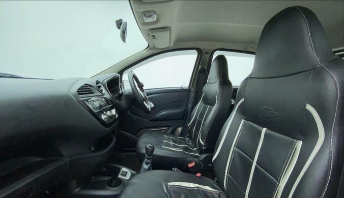 2019 Datsun Redi Go T (O), Petrol, Manual, 68,933 km, Right Side Front Door Cabin