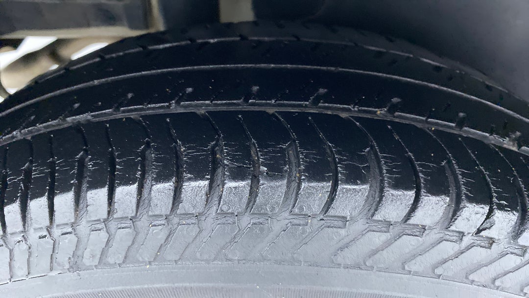 Right Rear Tyre Tread