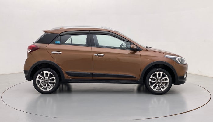 2018 Hyundai i20 Active 1.2 SX, Petrol, Manual, Right Side View