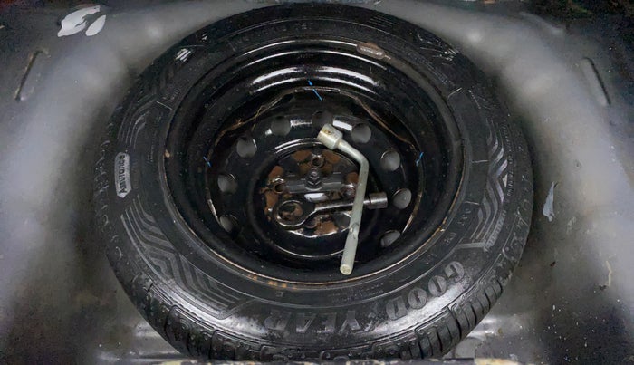 2014 Hyundai Eon MAGNA +, Petrol, Manual, 52,515 km, Spare Tyre