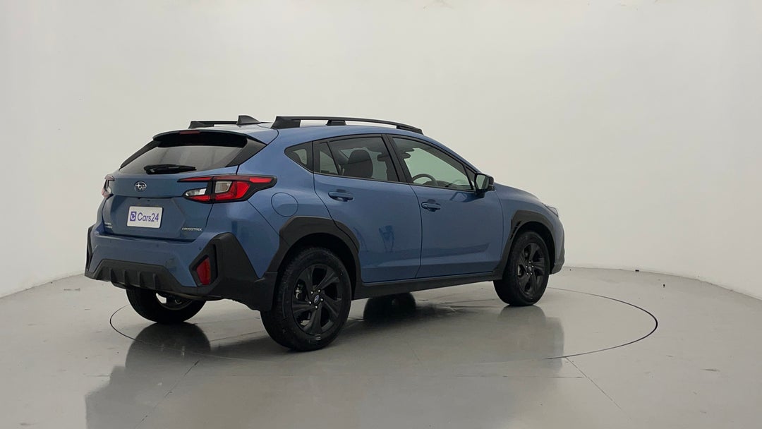 Right Back Diagonal (45- Degree) View