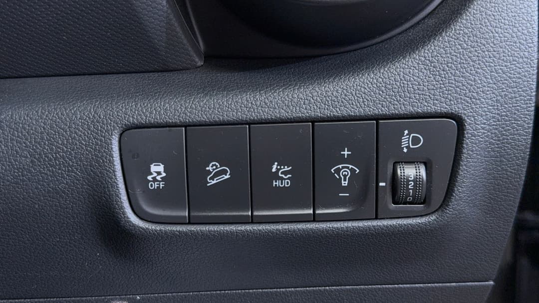 2021 Hyundai Kona N Line Premium Srf (AWD), Automatic, 35672 km, Utility Switches/Buttons