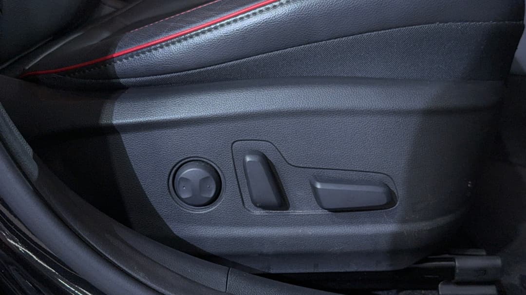 2021 Hyundai Kona N Line Premium Srf (AWD), Automatic, 35672 km, Drivers Side Adjustment Panel