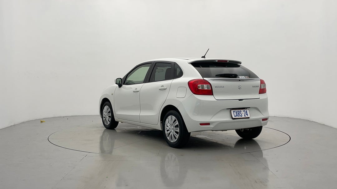 Left Back Diagonal (45- Degree) View