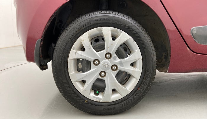 2015 Hyundai Grand i10 SPORTZ 1.2 KAPPA VTVT, Petrol, Manual, 48,050 km, Right Rear Wheel