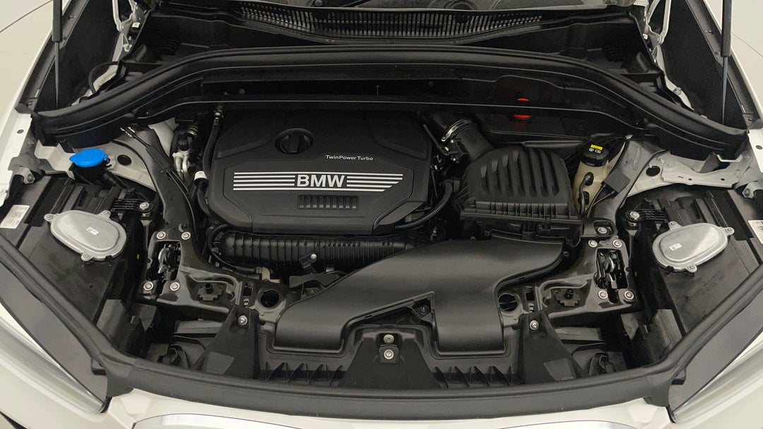 2021 BMW X1 sDrive 20i, Automatic, 66070 km, Open Bonnet (Engine)
