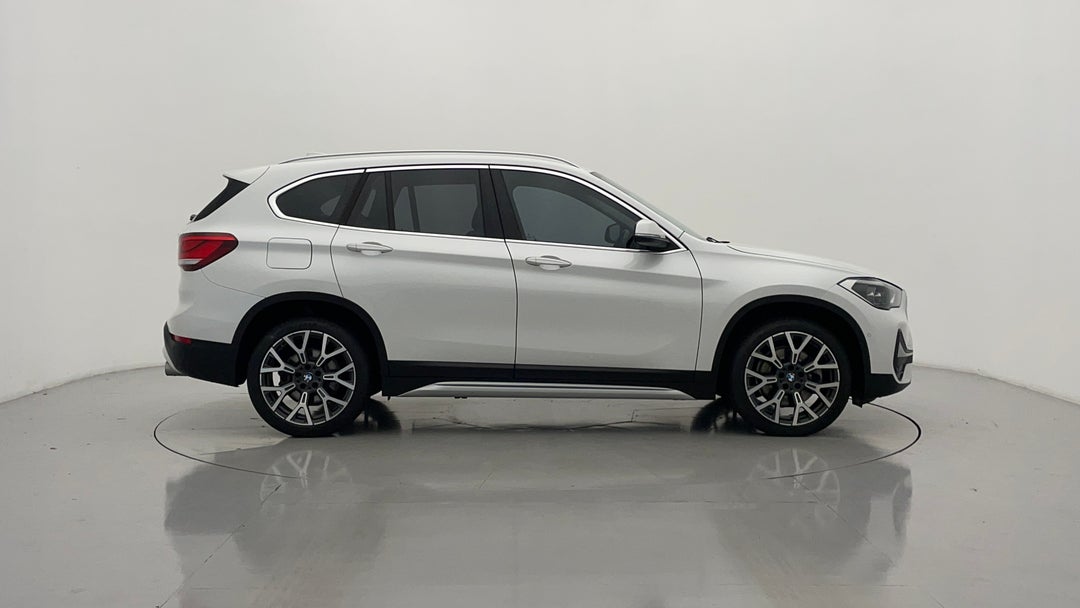 2021 BMW X1 sDrive 20i, Automatic, 66070 km, Right Side View