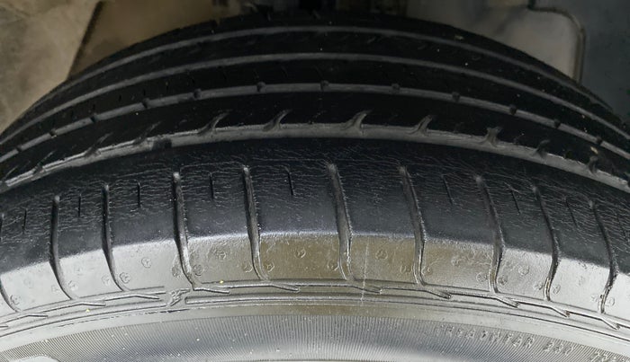 2018 Tata NEXON XM 1.2, Petrol, Manual, 25,291 km, Right Front Tyre Tread