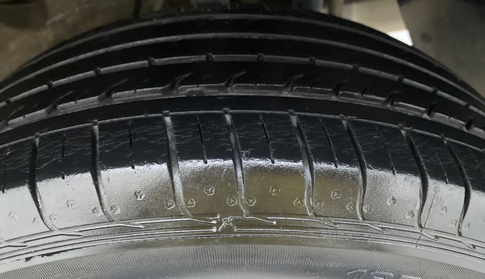 2018 Tata NEXON XM 1.2, Petrol, Manual, 25,291 km, Left Rear Tyre Tread
