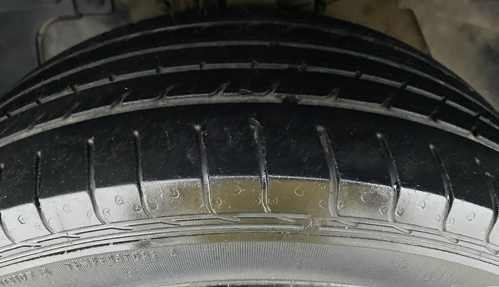 2018 Tata NEXON XM 1.2, Petrol, Manual, 25,291 km, Left Front Tyre Tread