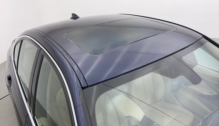 2015 BMW 3 Series 320D LUXURYLINE, Diesel, Automatic, 64,563 km, Roof/Sunroof View