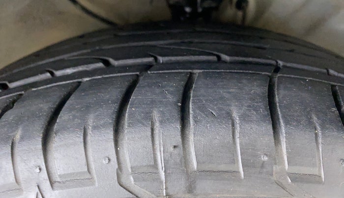 2018 Hyundai Creta 1.6 SX CRDI, Diesel, Manual, Right Front Tyre Tread