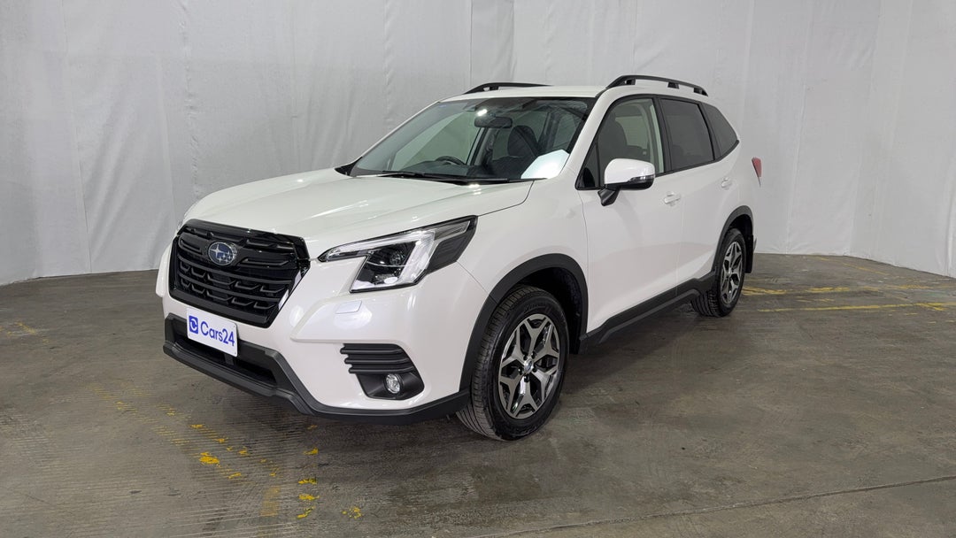 Left Front Diagonal (45- Degree) View