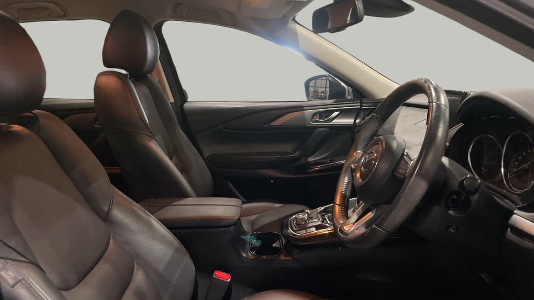 2018 Mazda CX-9 Touring (AWD), Automatic, 103366 km, Right Side Front Door Cabin View
