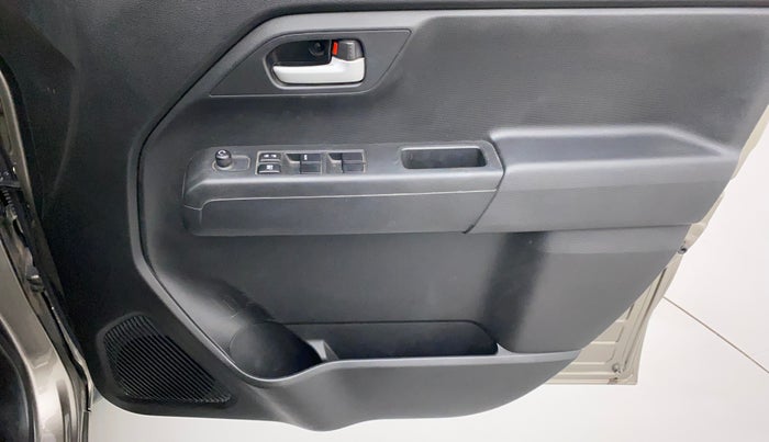 2021 Maruti New Wagon-R VXI 1.2, Petrol, Manual, 7,994 km, Driver Side Door Panels Control