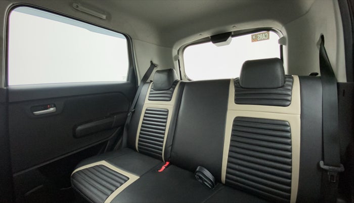 2021 Maruti New Wagon-R VXI 1.2, Petrol, Manual, 7,994 km, Right Side Rear Door Cabin