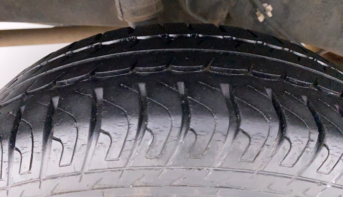 2017 Datsun Go Plus T, Petrol, Manual, 22,706 km, Right Rear Tyre Tread