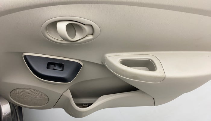 2017 Datsun Go Plus T, Petrol, Manual, 22,706 km, Driver Side Door Panels Control