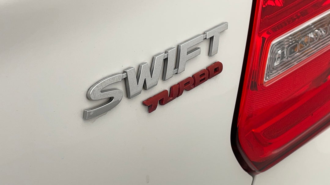 Badge (Boot Right Side)