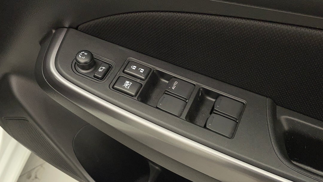 Drivers Side Door Panel Controls