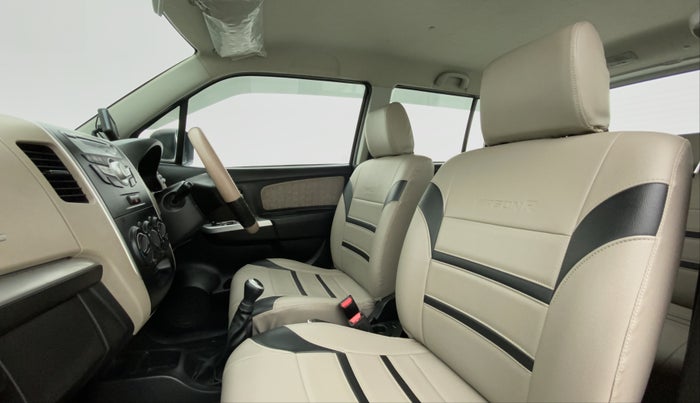 2016 Maruti Wagon R 1.0 VXI, Petrol, Manual, 41,111 km, Right Side Front Door Cabin
