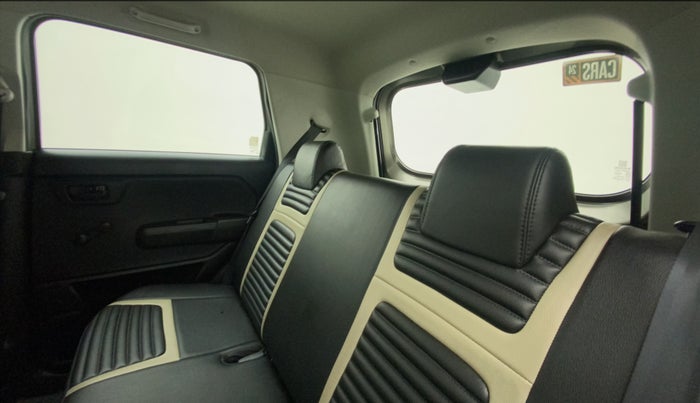 2023 Maruti New Wagon-R LXI 1.0, Petrol, Manual, 10,661 km, Right Side Rear Door Cabin