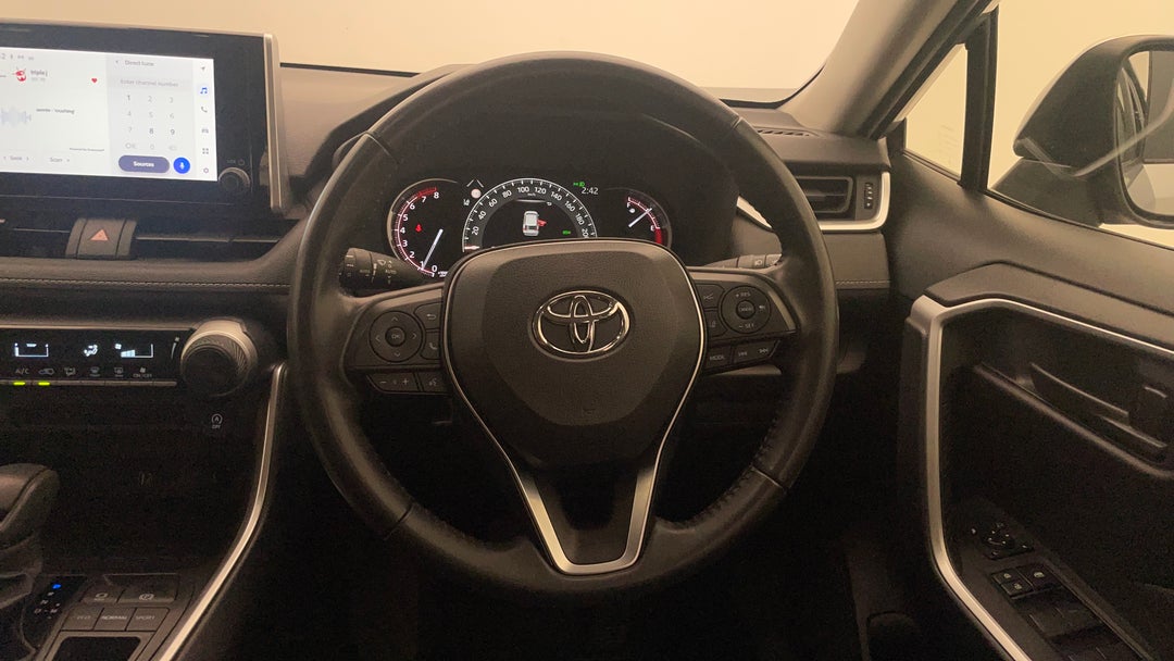 2023 Toyota RAV4 Gx (2wd), Automatic, 43978 km, Steering Wheel Close-up