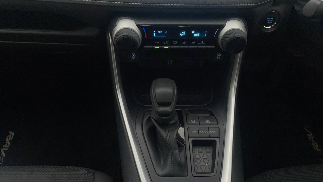 2023 Toyota RAV4 Gx (2wd), Automatic, 43978 km, Gear Lever 
