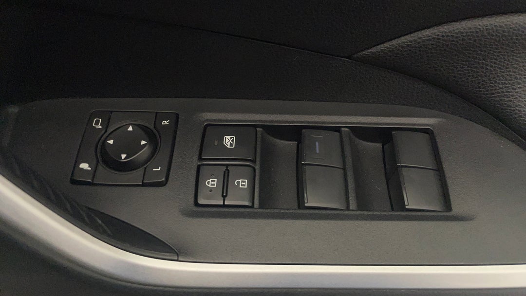 2023 Toyota RAV4 Gx (2wd), Automatic, 43978 km, Drivers Side Door Panel Controls
