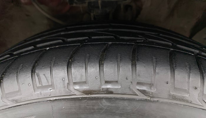 2017 Hyundai Creta SX PLUS AT 1.6 PETROL, Petrol, Automatic, 1,16,844 km, Right Front Tyre Tread