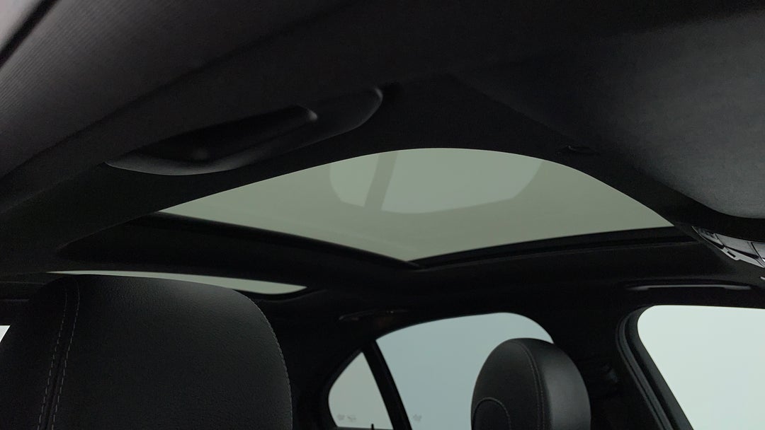 Interior Sunroof/Moonroof