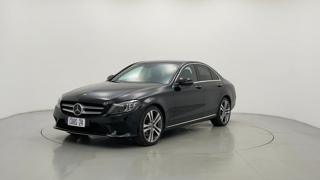 Left Front Diagonal (45- Degree) View