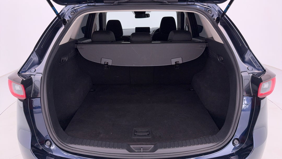 2024 Mazda CX-5 G25 Maxx Sport (FWD), Automatic, 17670 km, Boot Inside View