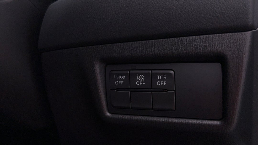 2024 Mazda CX-5 G25 Maxx Sport (FWD), Automatic, 17670 km, Utility Switches/Buttons