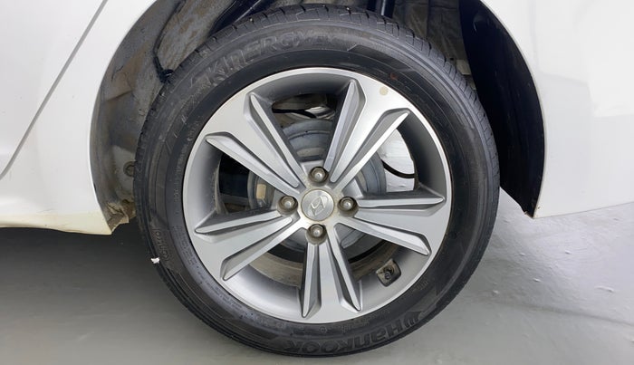 2017 Hyundai Verna 1.6 SX VTVT, Petrol, Manual, 24,434 km, Left Rear Wheel